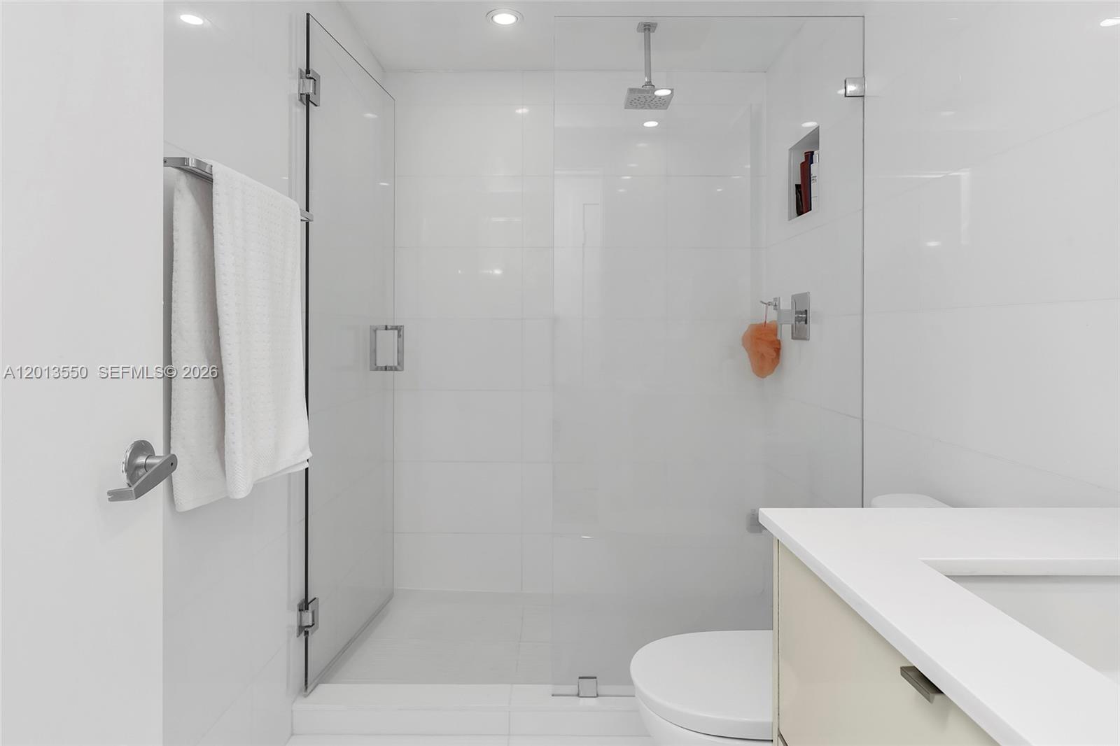 METROPOLIS I AT DADELAND - Residential Lease