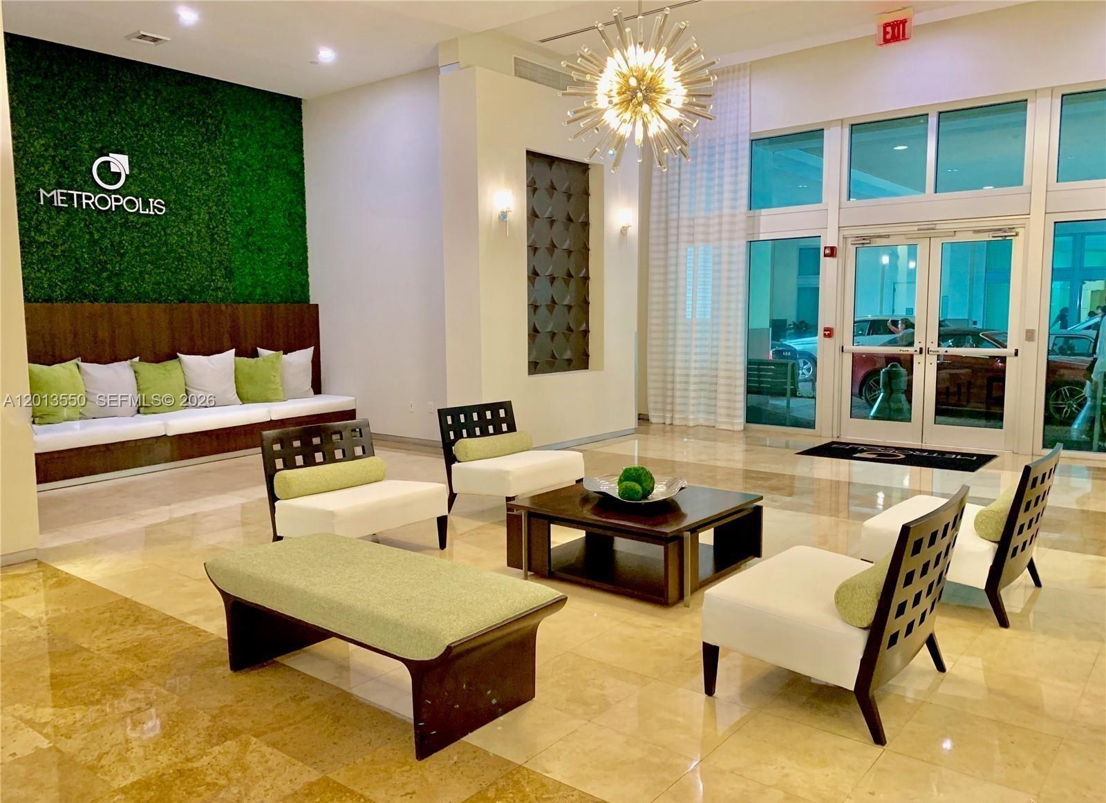 METROPOLIS I AT DADELAND - Residential Lease