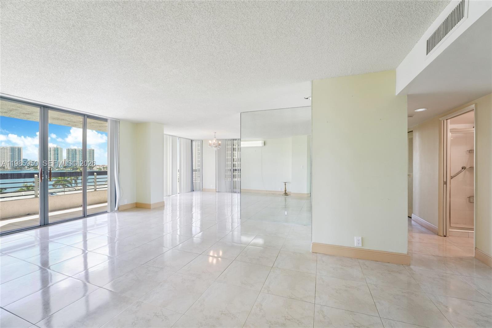 MYSTIC POINTE CONDO NO TH - Residential