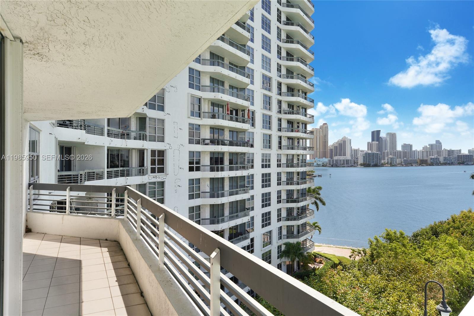 MYSTIC POINTE CONDO NO TH - Residential