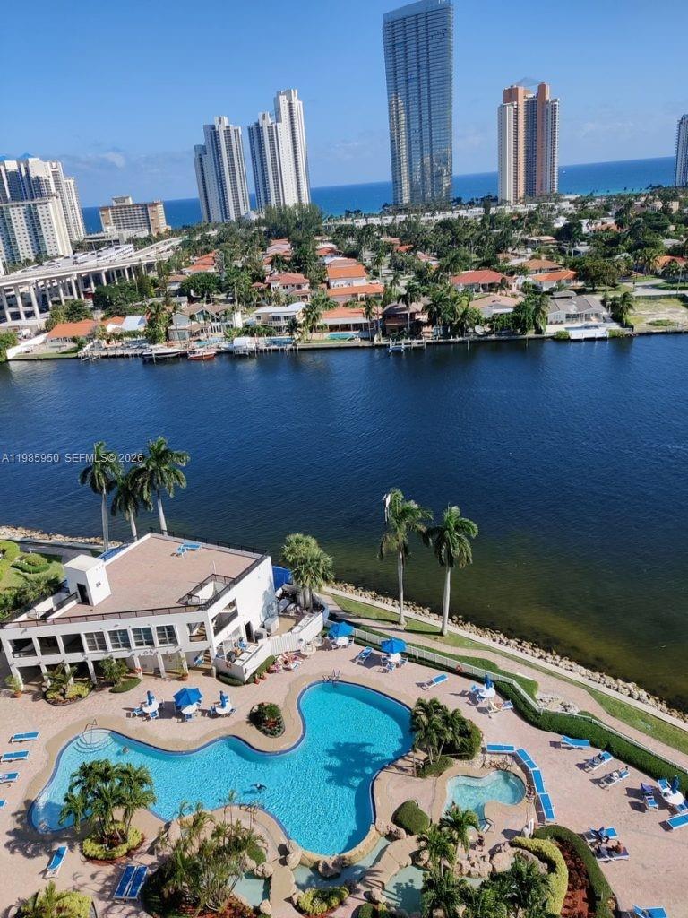 MYSTIC POINTE CONDO NO TH - Residential