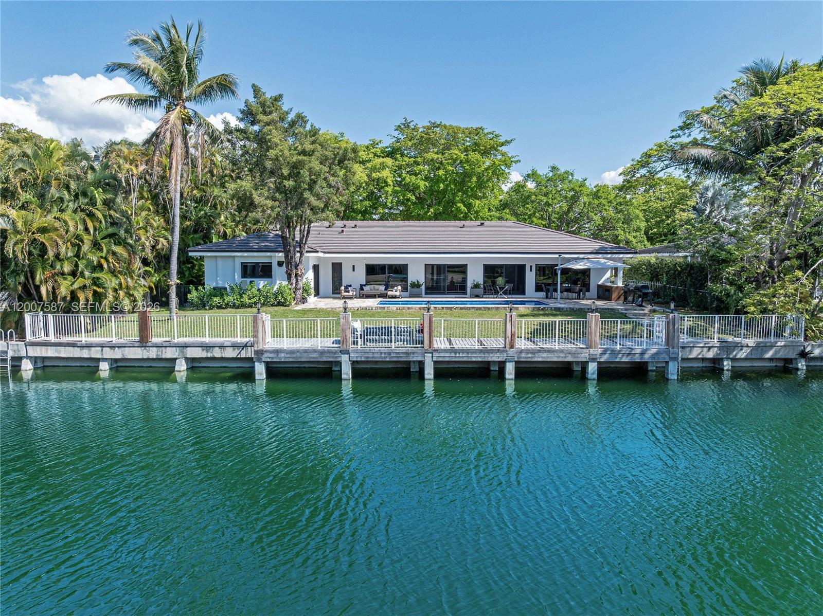 CORAL BAY SEC C - Residential