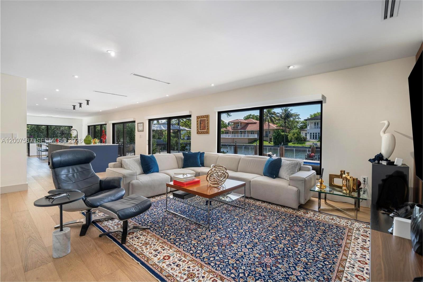 CORAL BAY SEC C - Residential