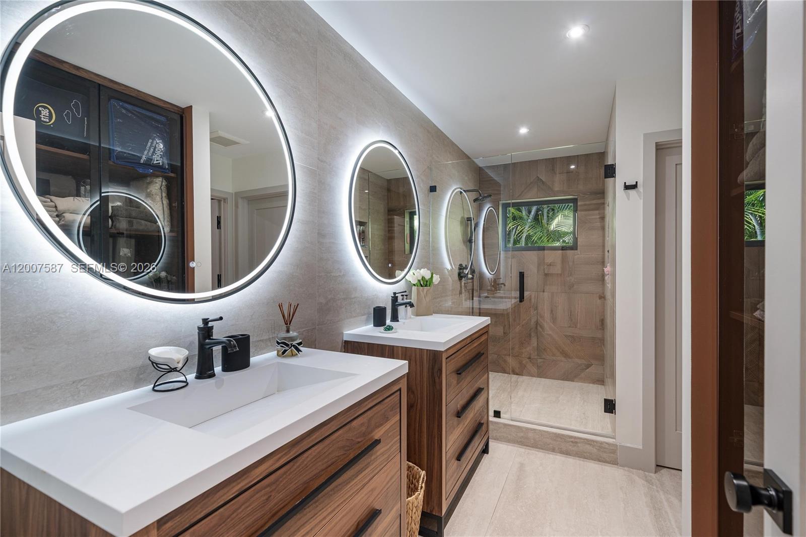 CORAL BAY SEC C - Residential