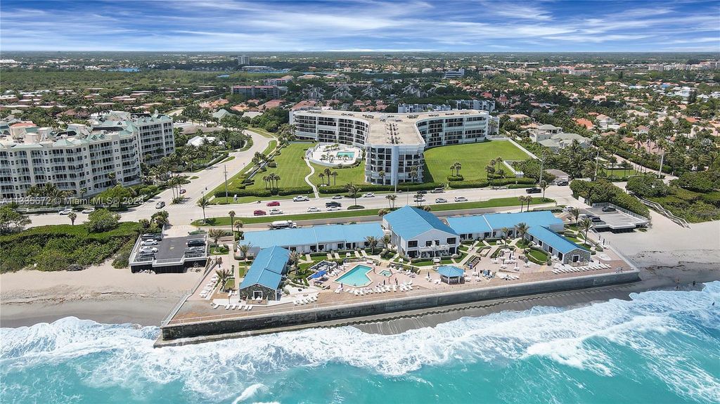 Photo of 1300 S Highway A1a #402, Jupiter, FL 33477 (MLS # A11335672)