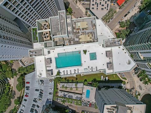 218 SE 14th St 1203 Miami FL 33131