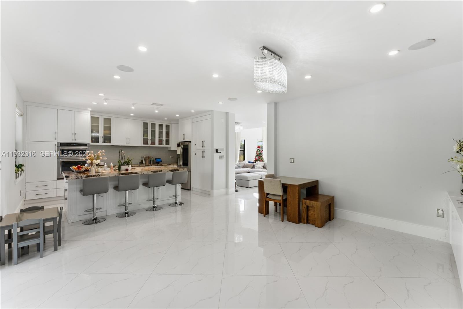 MANSIONS AT SION - Residential