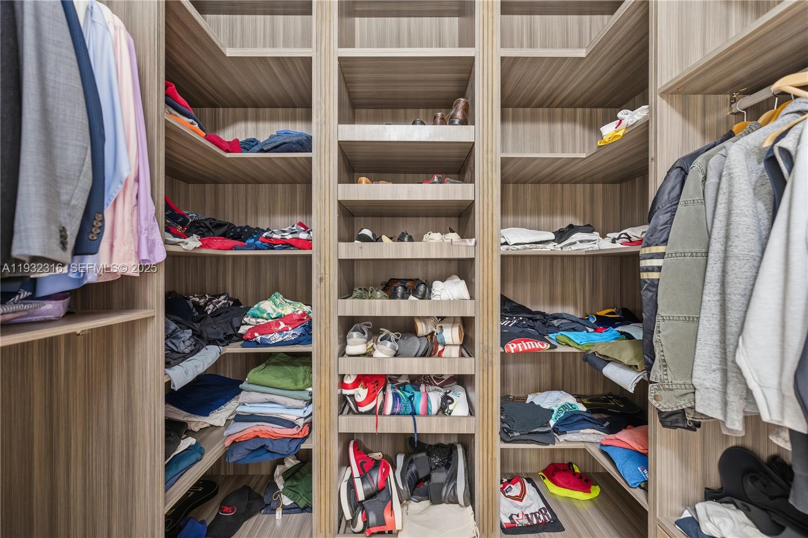 MANSIONS AT SION - Residential