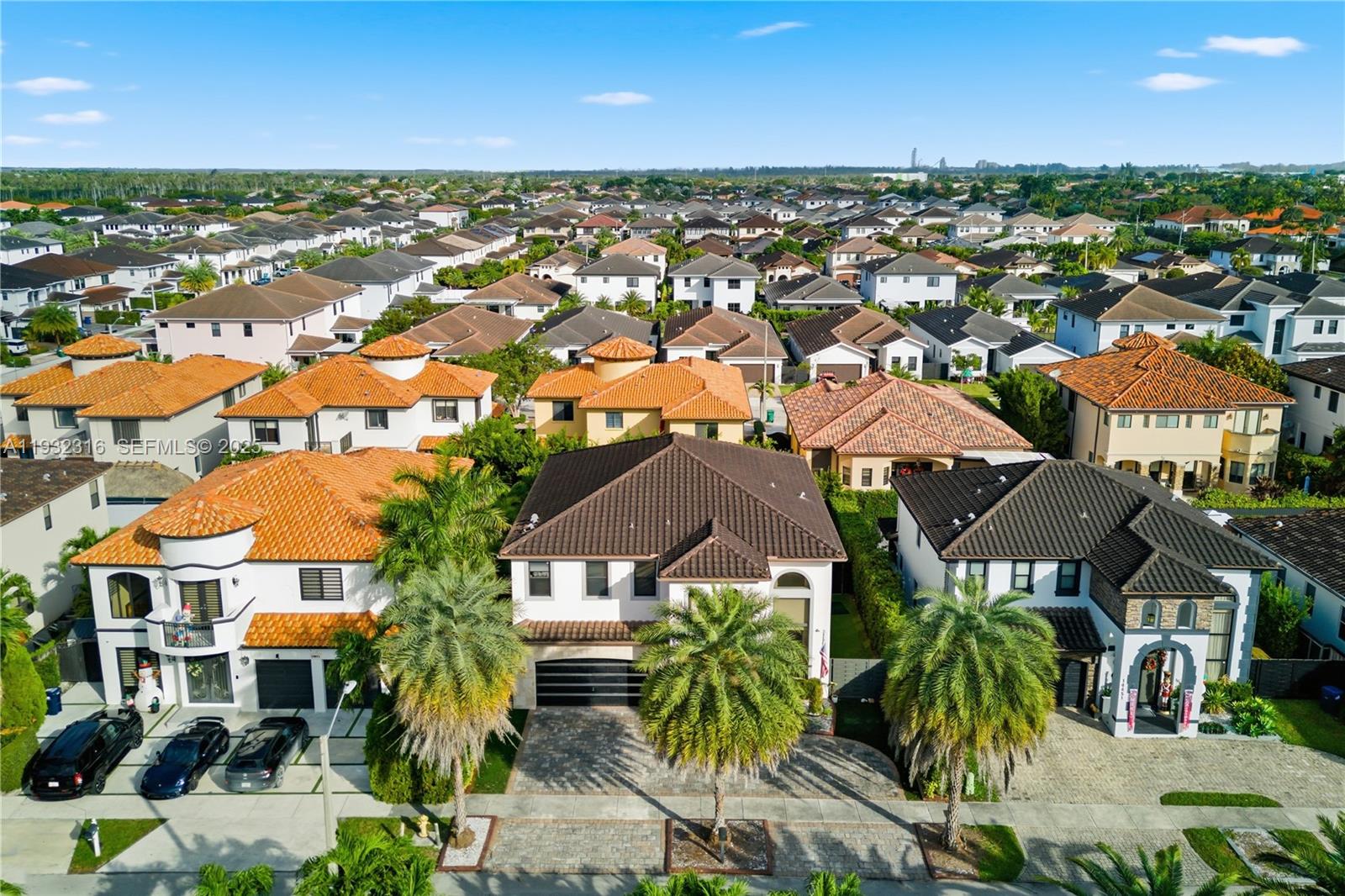 MANSIONS AT SION - Residential