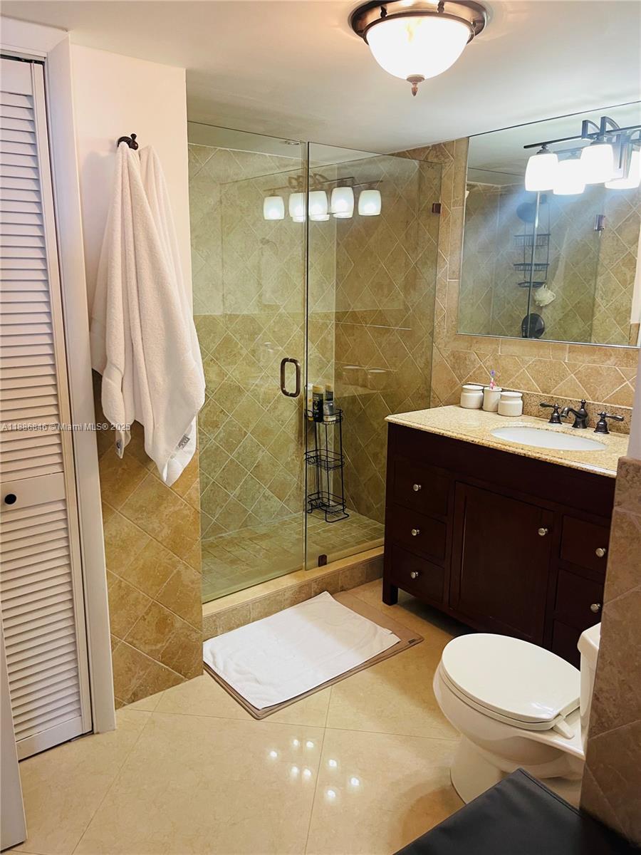 COMMODORE PLAZA CONDO - Residential Lease