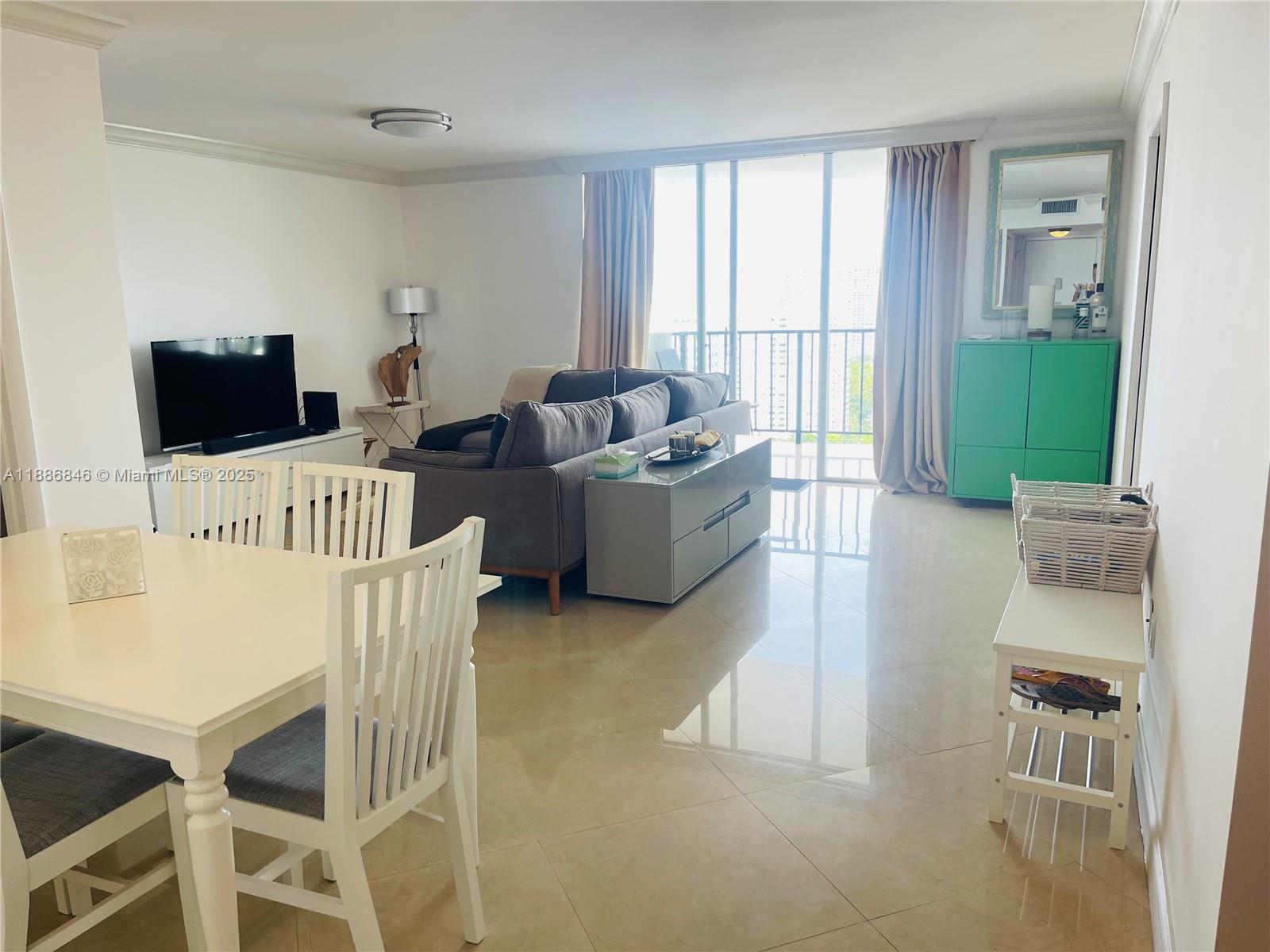 COMMODORE PLAZA CONDO - Residential Lease