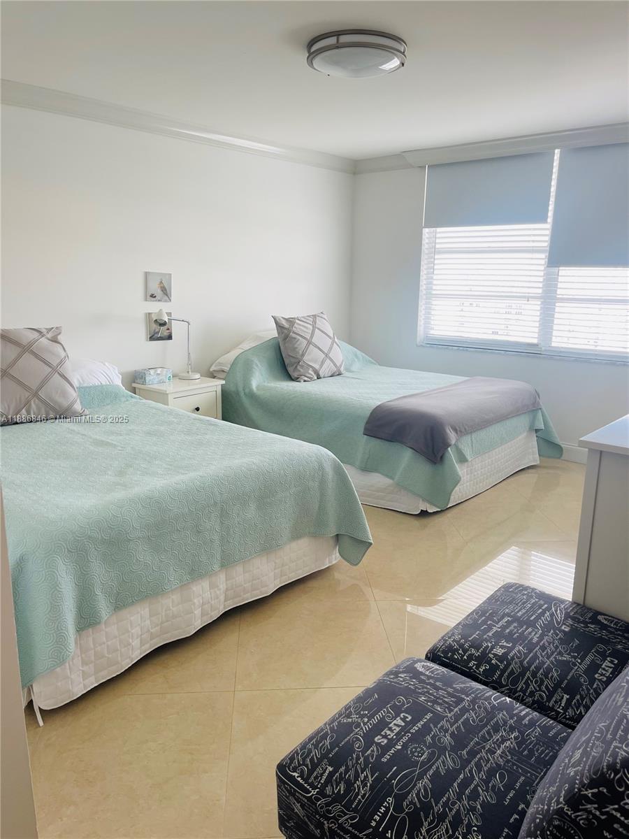 COMMODORE PLAZA CONDO - Residential Lease