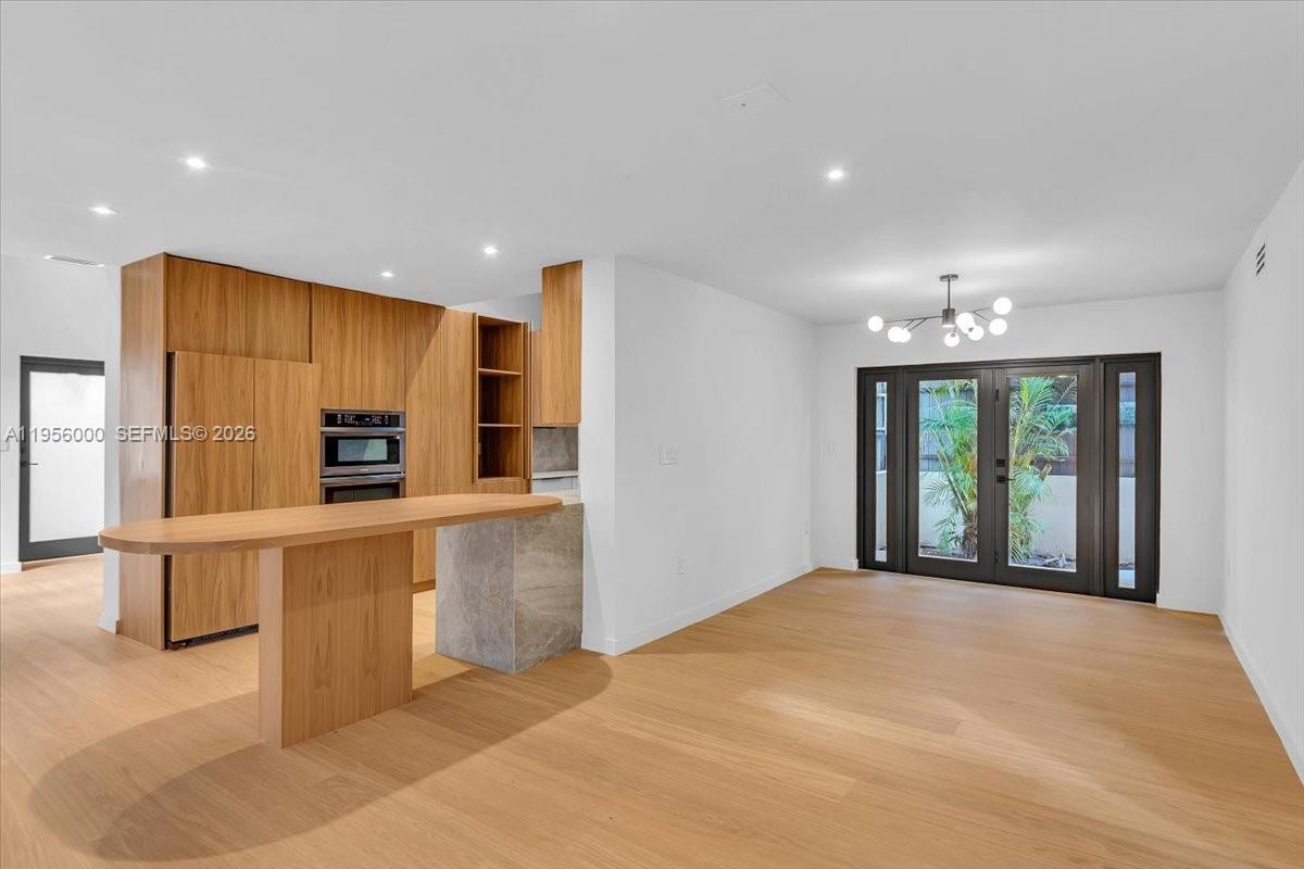 CORAL GABLES GRANADA SEC - Residential