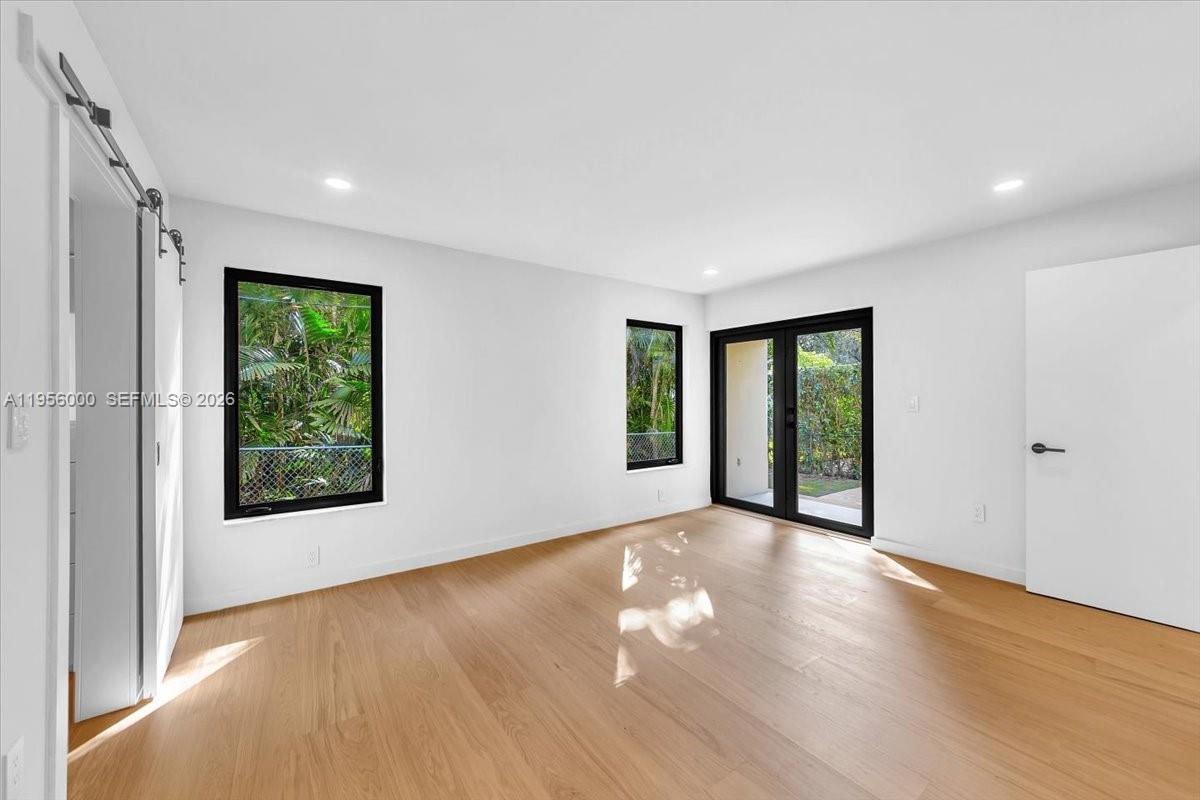 CORAL GABLES GRANADA SEC - Residential