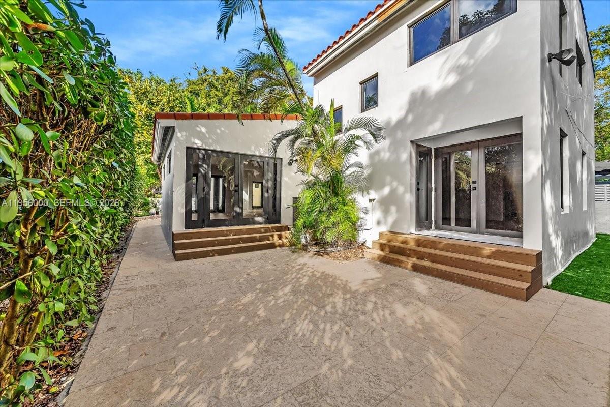 CORAL GABLES GRANADA SEC - Residential