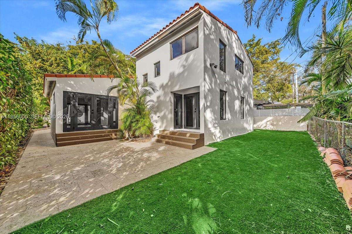 CORAL GABLES GRANADA SEC - Residential