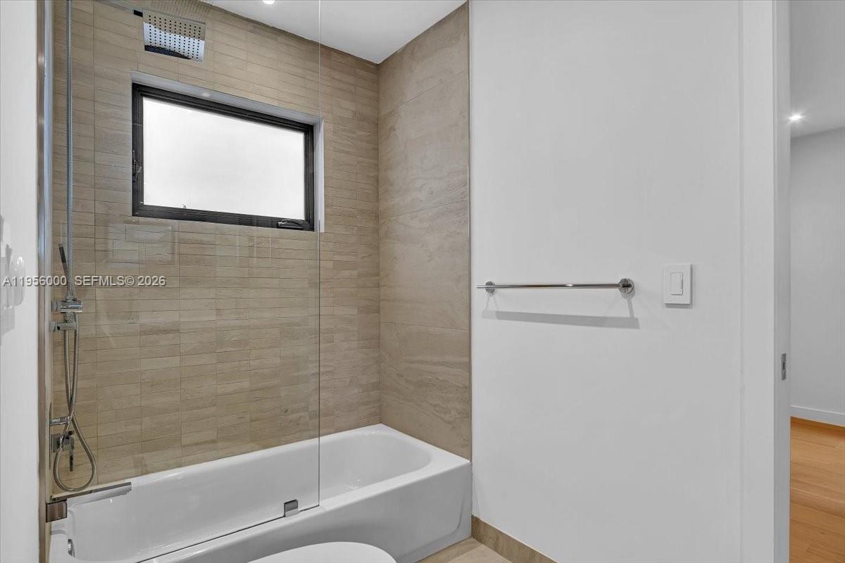 CORAL GABLES GRANADA SEC - Residential