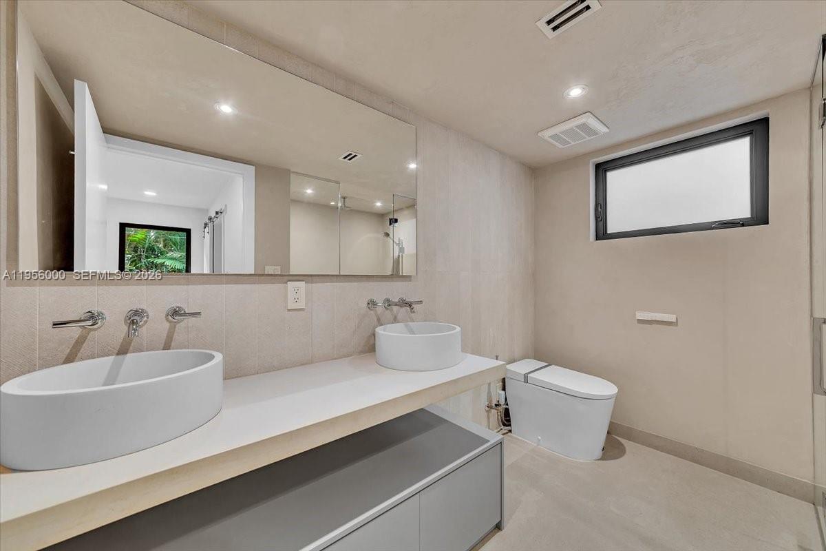 CORAL GABLES GRANADA SEC - Residential