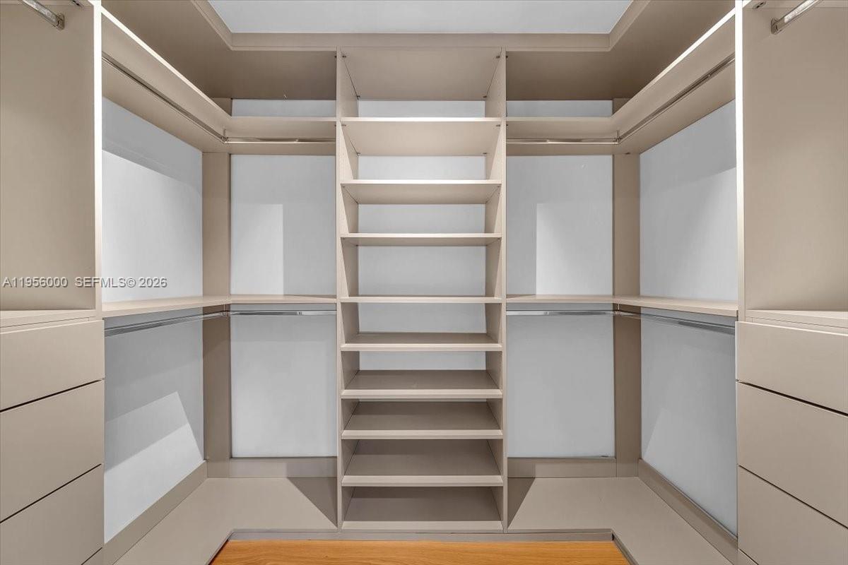 CORAL GABLES GRANADA SEC - Residential