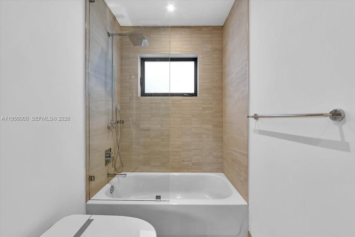 CORAL GABLES GRANADA SEC - Residential