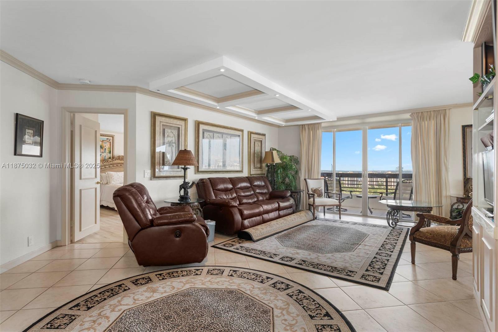 MYSTIC POINTE TOWER 400 C - Residential