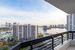 MYSTIC POINTE TOWER 400 C - Residential