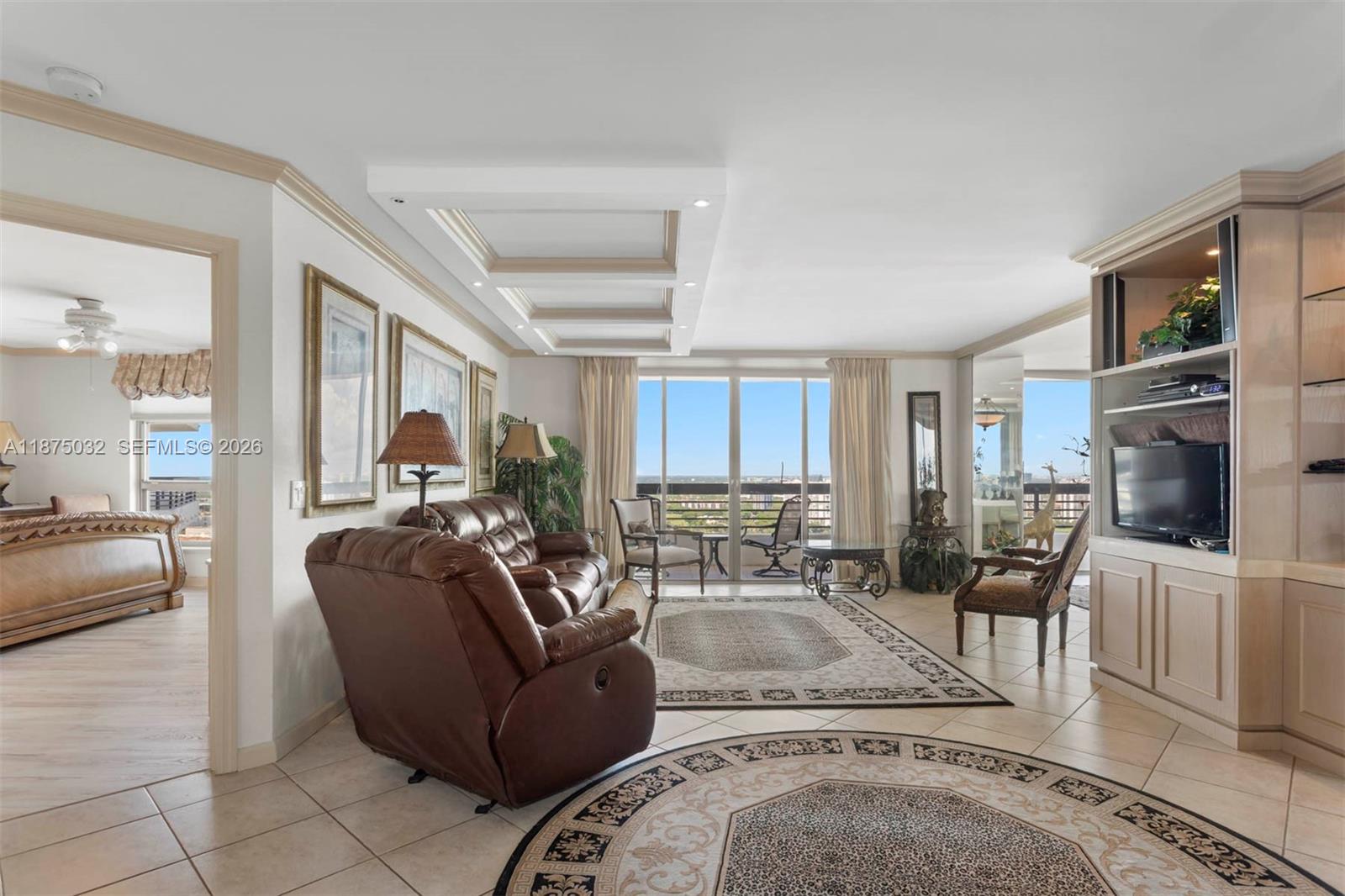 MYSTIC POINTE TOWER 400 C - Residential