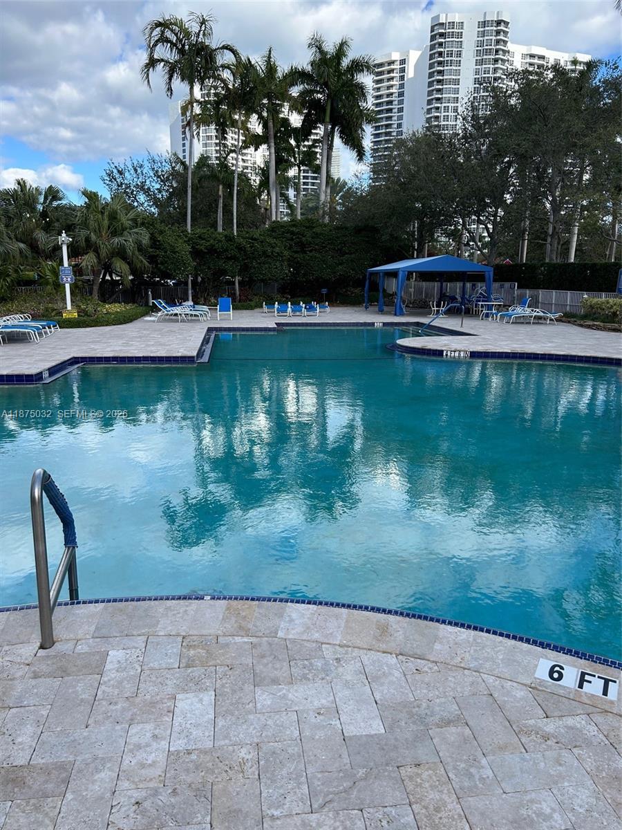 MYSTIC POINTE TOWER 400 C - Residential