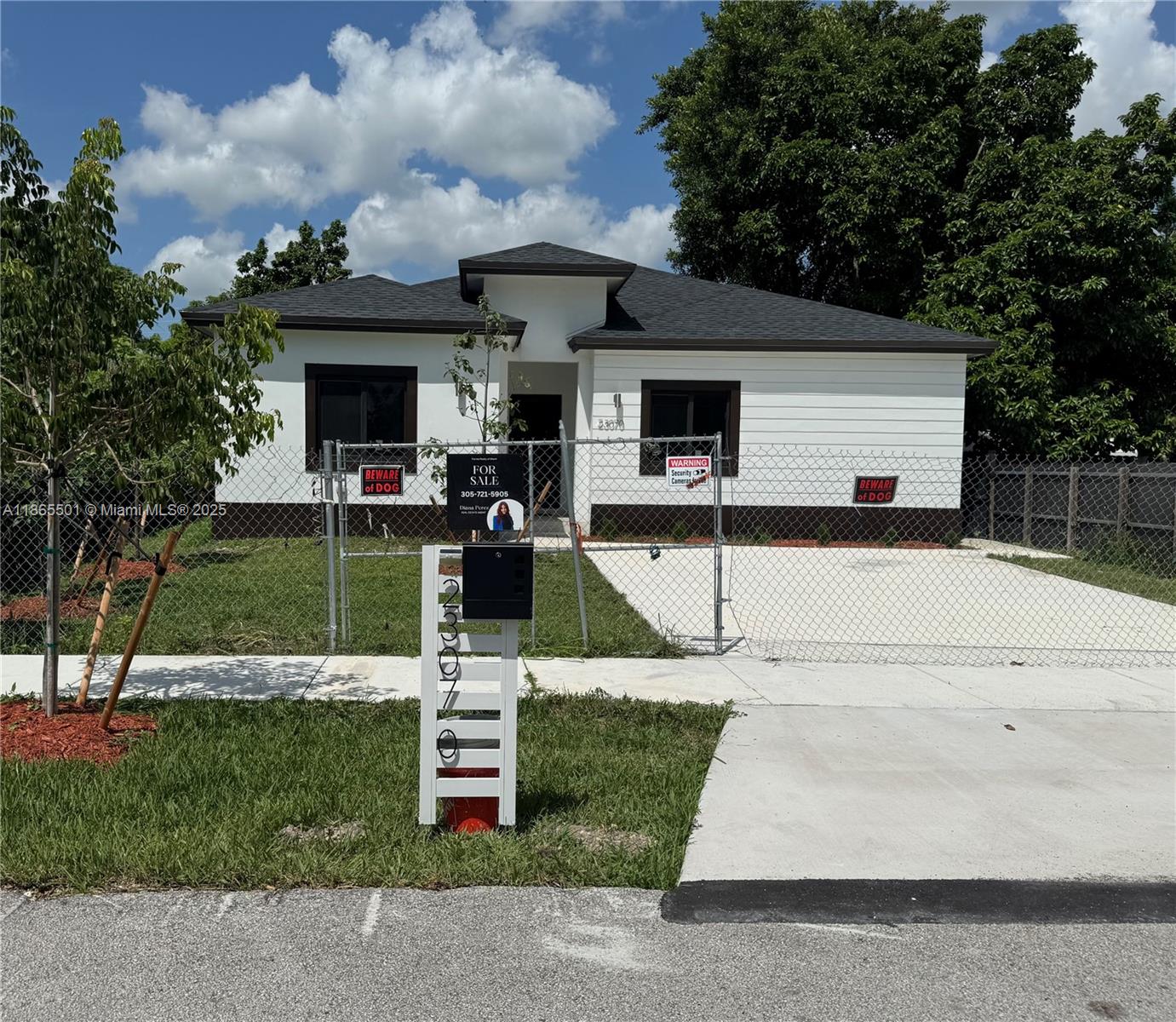23070 SW 123 CT