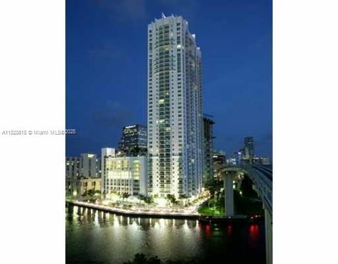 31 SE 5th St 2601 Miami FL 33131