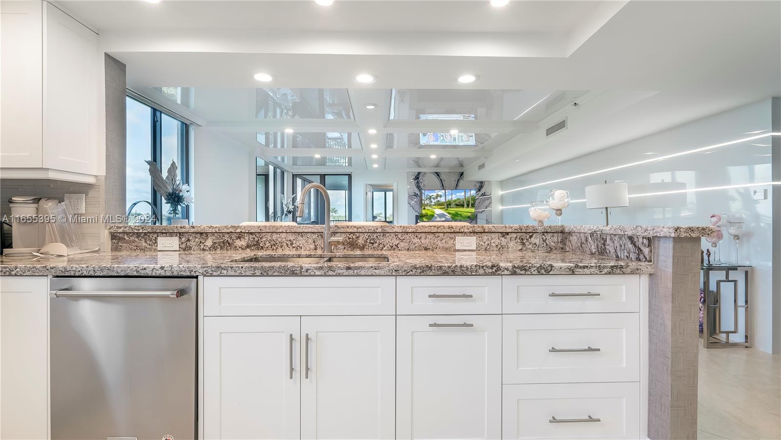 CORONADO AT HIGHLAND BEAC - Residential