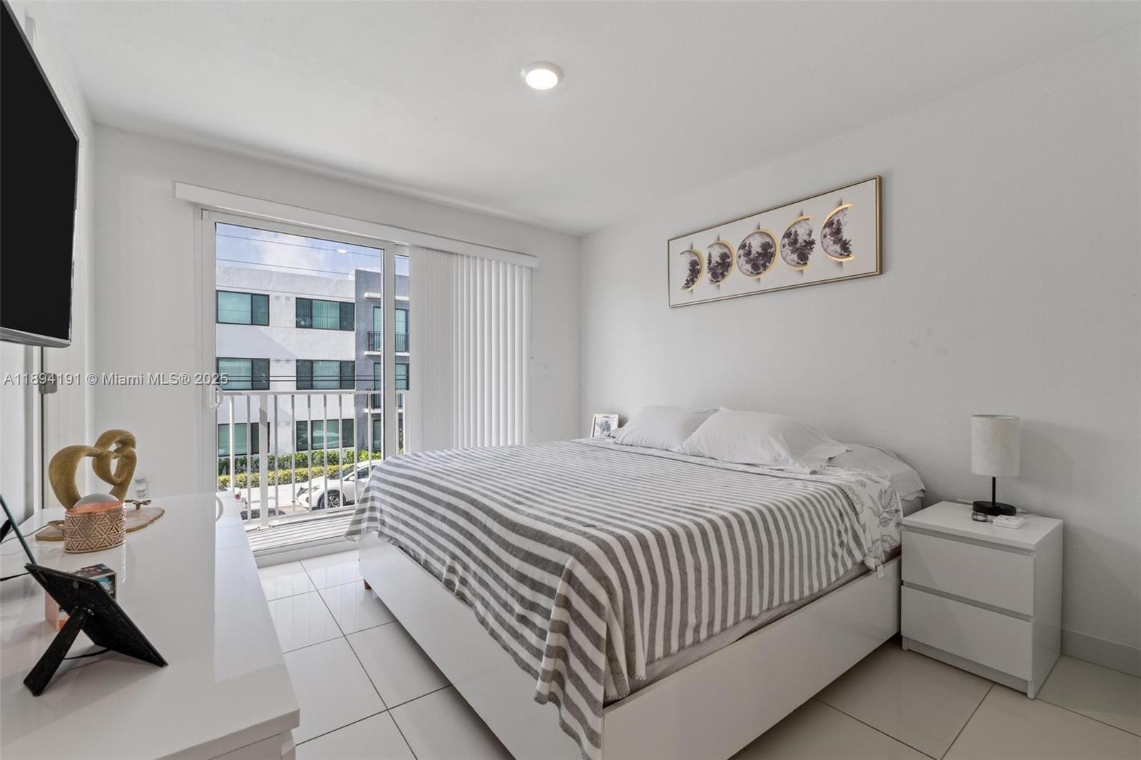 VITTORIA GARDENS - Residential Lease