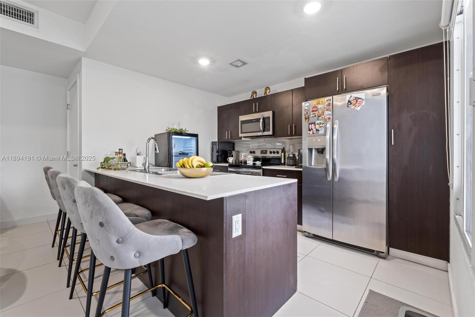 VITTORIA GARDENS - Residential Lease