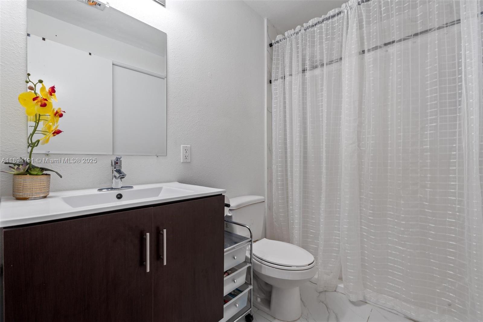 VITTORIA GARDENS - Residential Lease