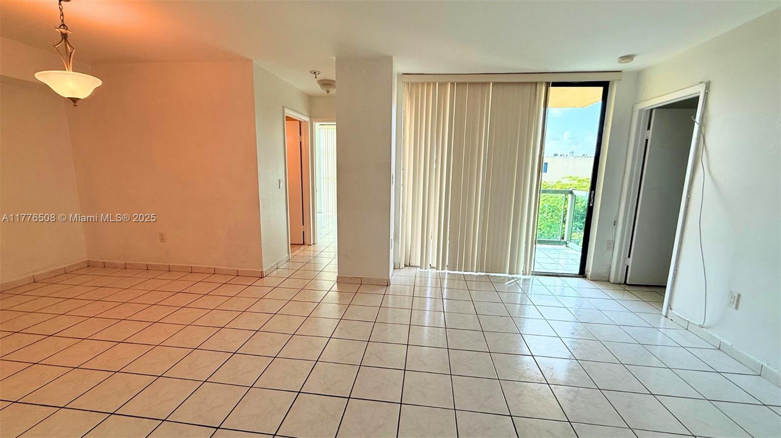 11780 Sw 18th St 529-2, Miami, Broward County, Florida - 2 Bedrooms  
2 Bathrooms - 