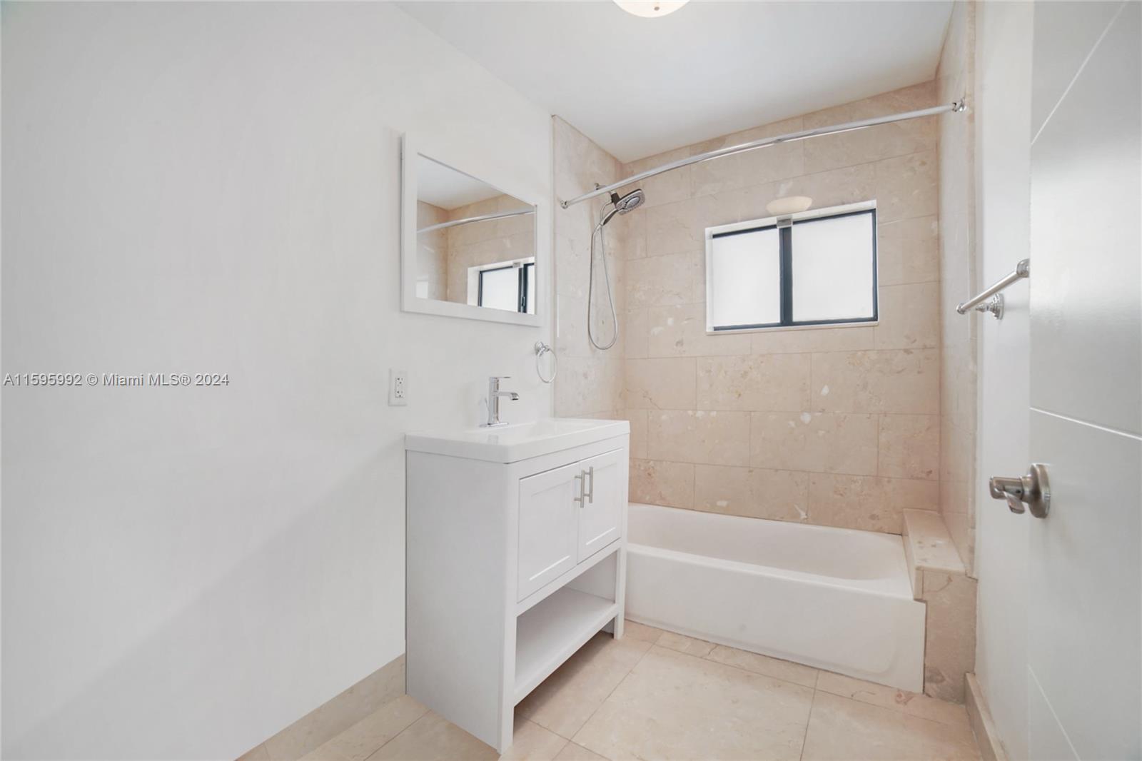 RIVIERA ESTATES 2ND ADDN - Residential Lease
