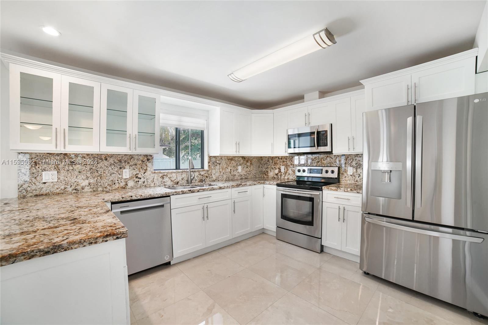 RIVIERA ESTATES 2ND ADDN - Residential Lease
