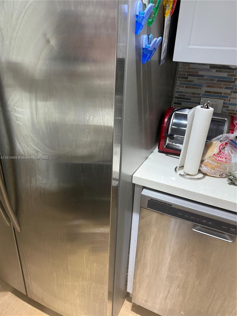 HEMISPHERES CONDO - Residential Lease