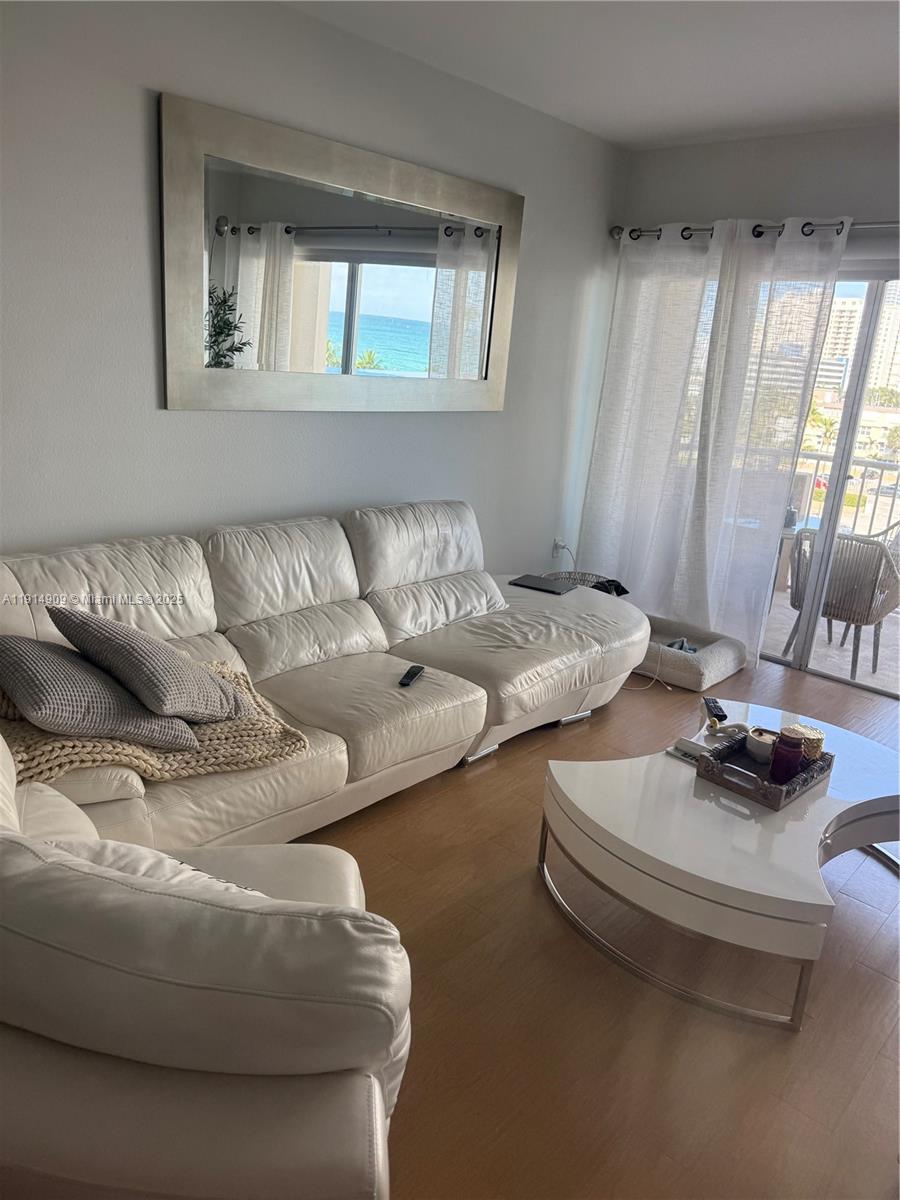 HEMISPHERES CONDO - Residential Lease