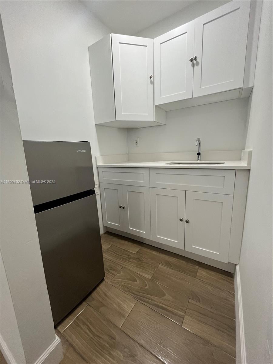 Rental Property at 181 Sw 52nd Ter, Plantation, Miami-Dade County, Florida - Bathrooms: 1  - $1,700 MO.