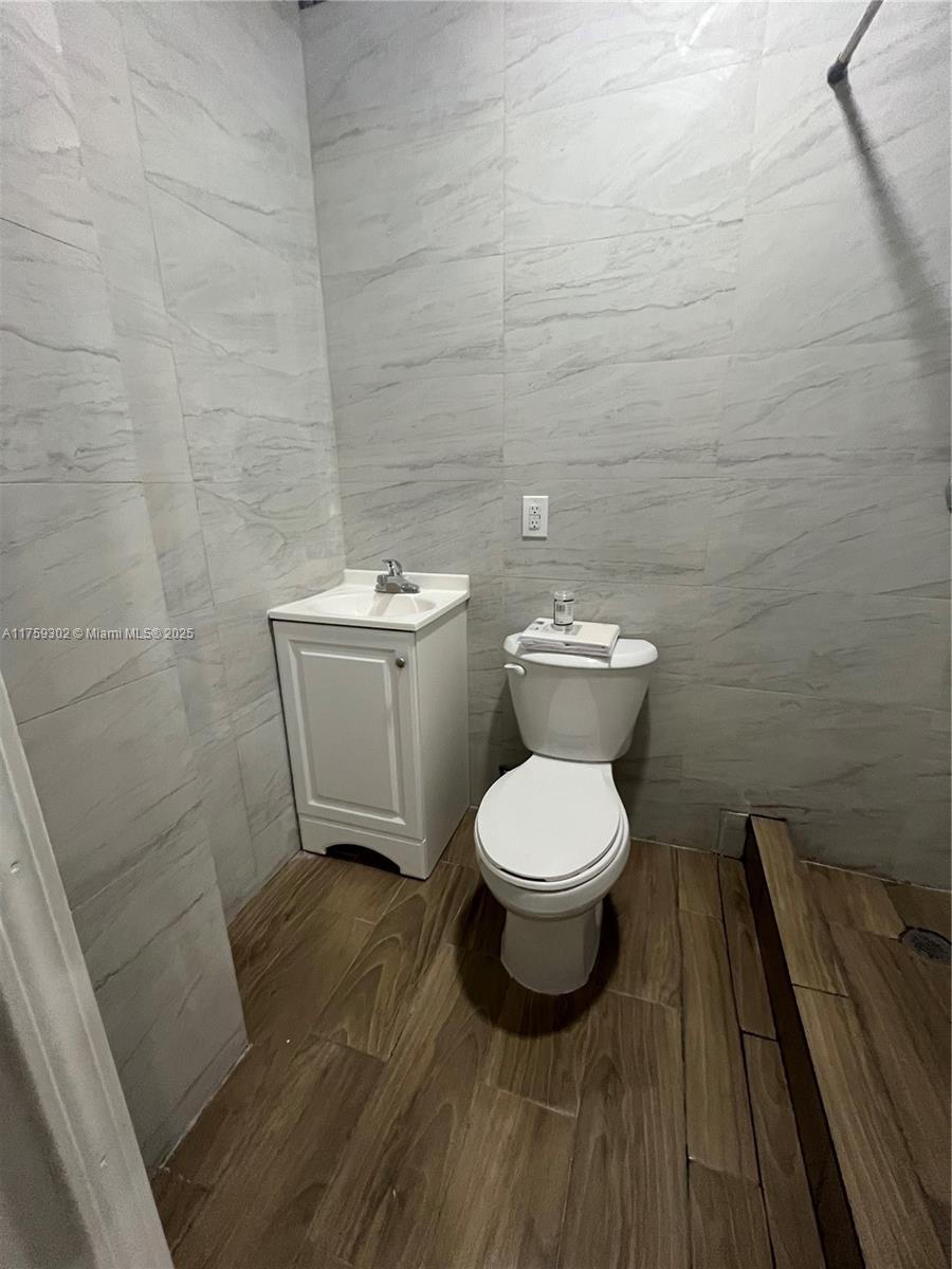 PLANTATION PARK FIFTH ADD - Residential Lease