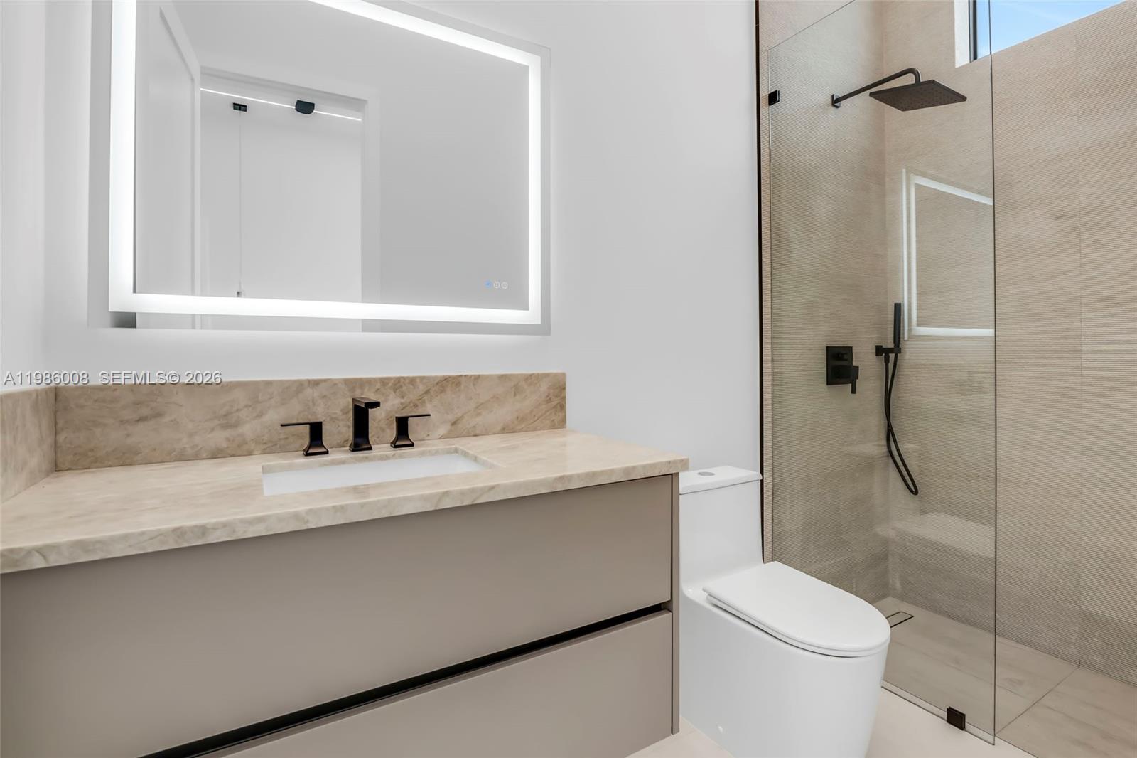 LAKE PLACID - Residential