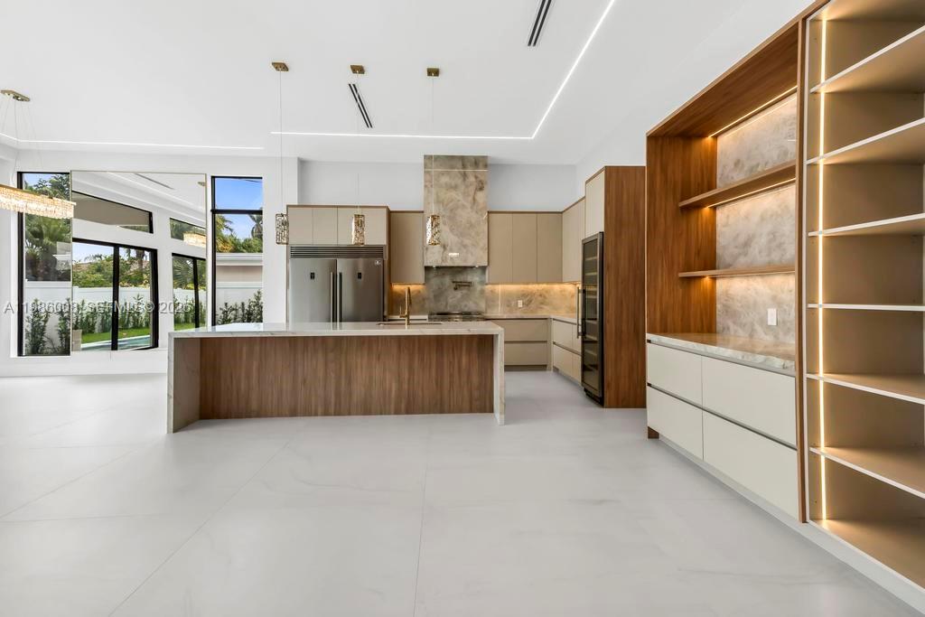 LAKE PLACID - Residential