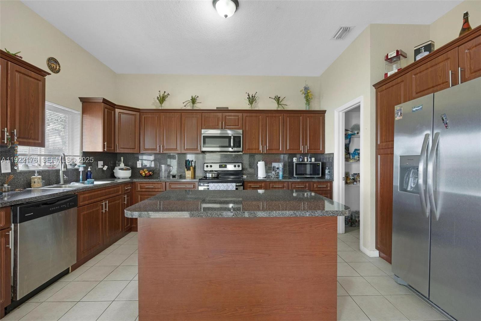 TOWNGATE NORTH - Residential