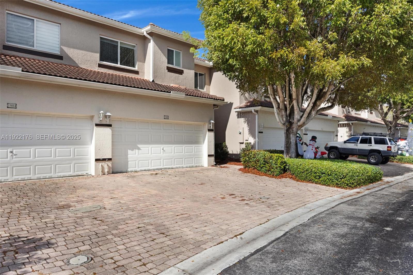 TOWNGATE NORTH - Residential