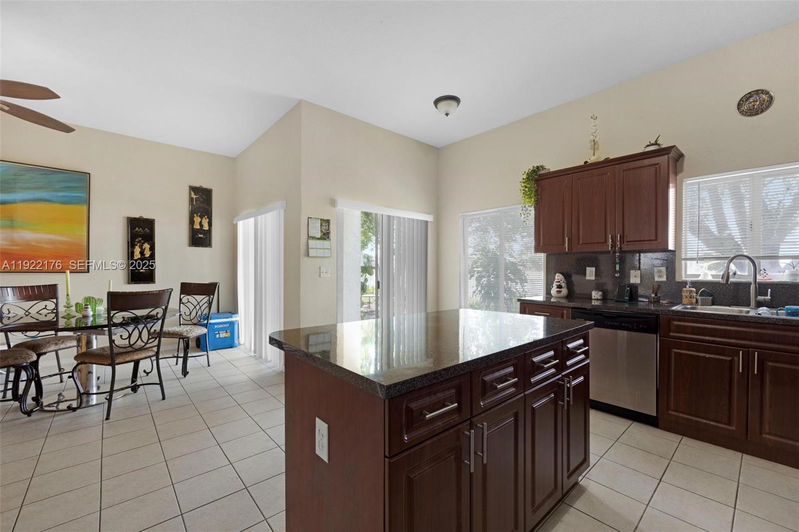 TOWNGATE NORTH - Residential