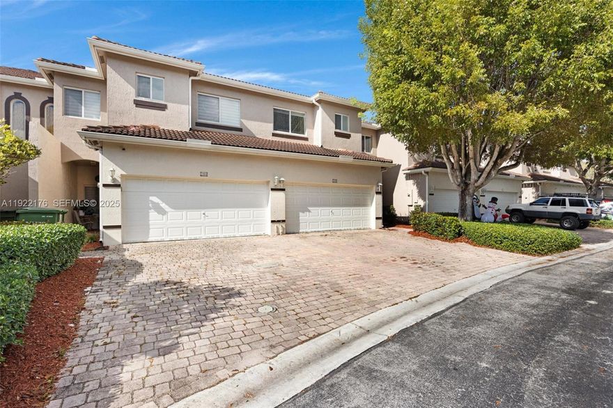 Beautiful property at Arbor Park, a resort-style community in Keys Gate, this stunning 3-bedroom, 3-bathroom townhouse offers a lifestyle of comfort and convenience. The open-concept layout includes a granite kitchen and spacious living areas perfect for entertaining. The master bedroom features a private balcony with amazing lake views and an en-suite bathroom with dual sinks, a  tub, and a separate shower. Enjoy your afternoons on the patio with lakefront sunsets. Community amenities include a guard-gated entrance, pool, parks, playgrounds, BBQ areas, and tennis courts. All information must be confirmed by the buyer and their realtor.