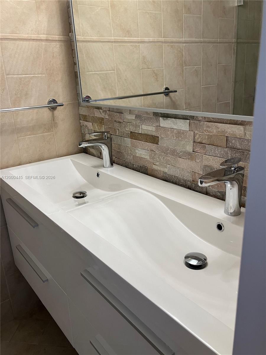 PARKER DORADO CONDO - Residential Lease