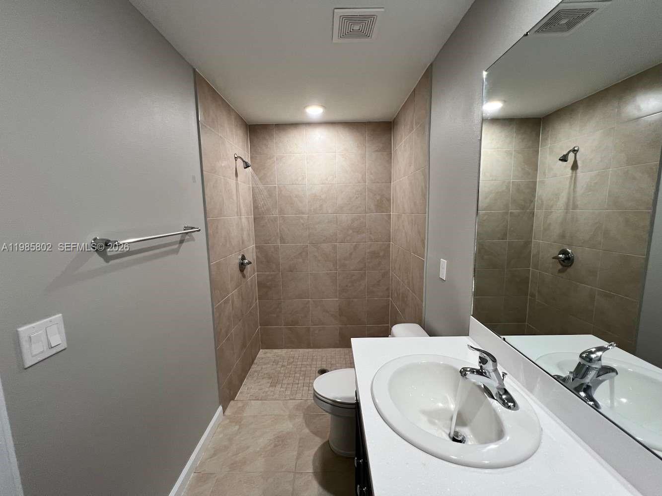 PORT ST LUCIE SECTION 25 - Residential Lease