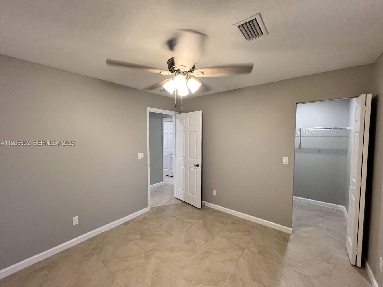 PORT ST LUCIE SECTION 25 - Residential Lease
